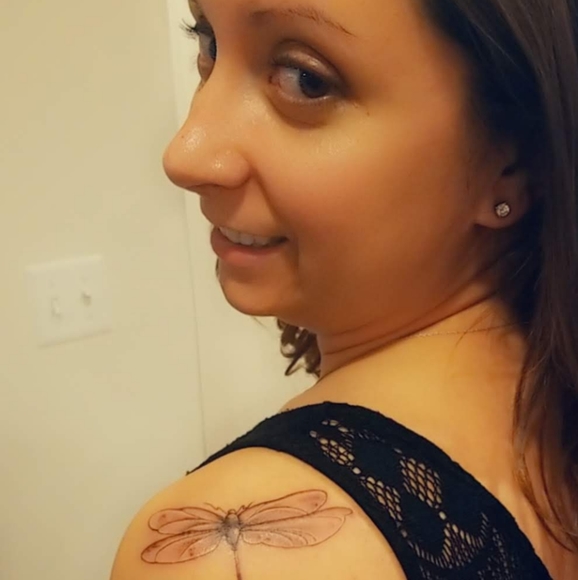 Meet your Posher, Aimee - Picture 3 of 5